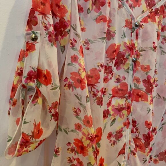 A'Gaci Sheer Floral 3/4 Sleeve Blouse - Picture 4 of 5